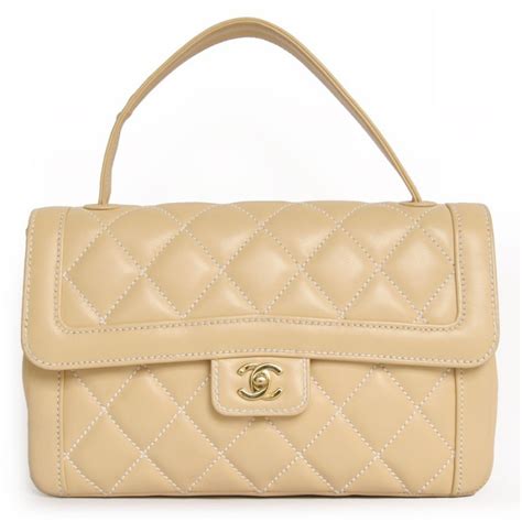 sac chanel matelassé beige|chanel sacs.